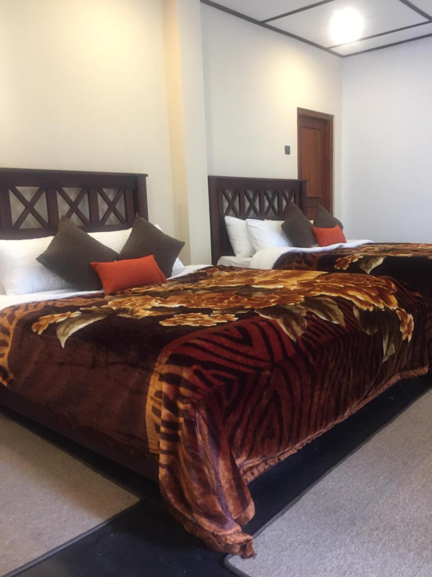 Suriya Guest Hotel Nuwara Eliya Exterior foto