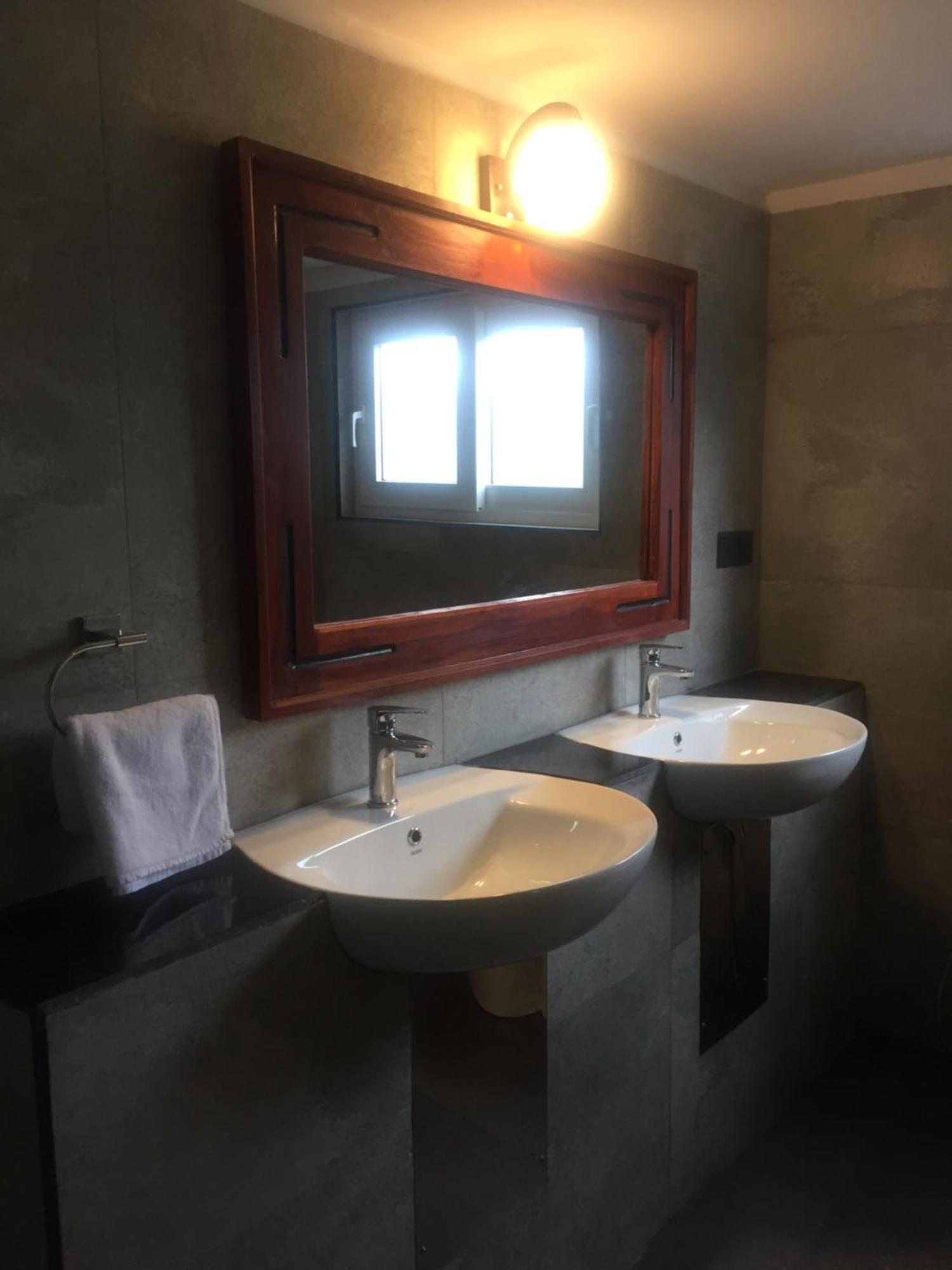 Suriya Guest Hotel Nuwara Eliya Exterior foto