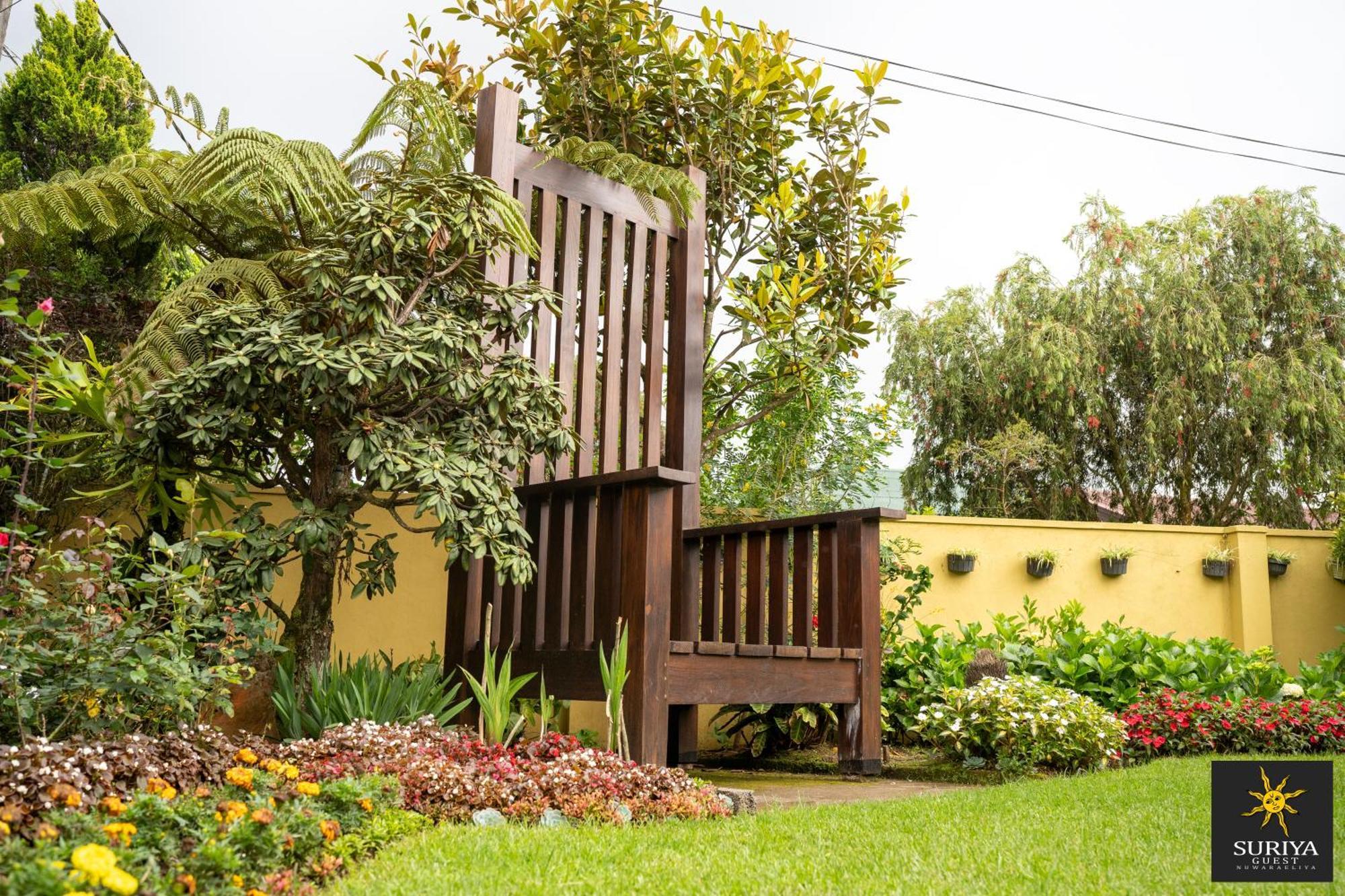 Suriya Guest Hotel Nuwara Eliya Exterior foto